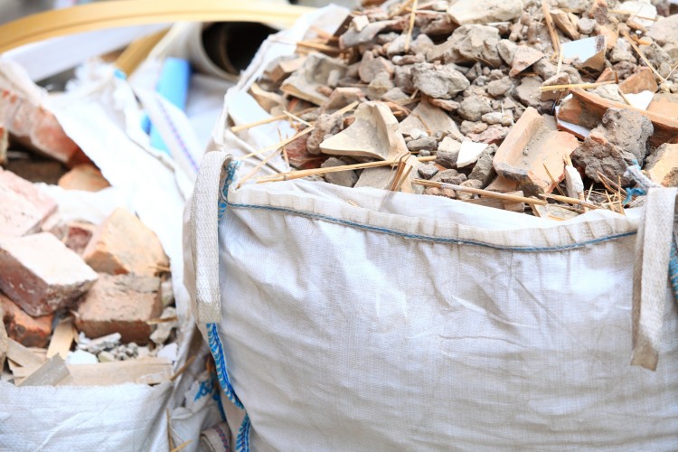 Adamriese: Abriss, Demontage und Trockenbau